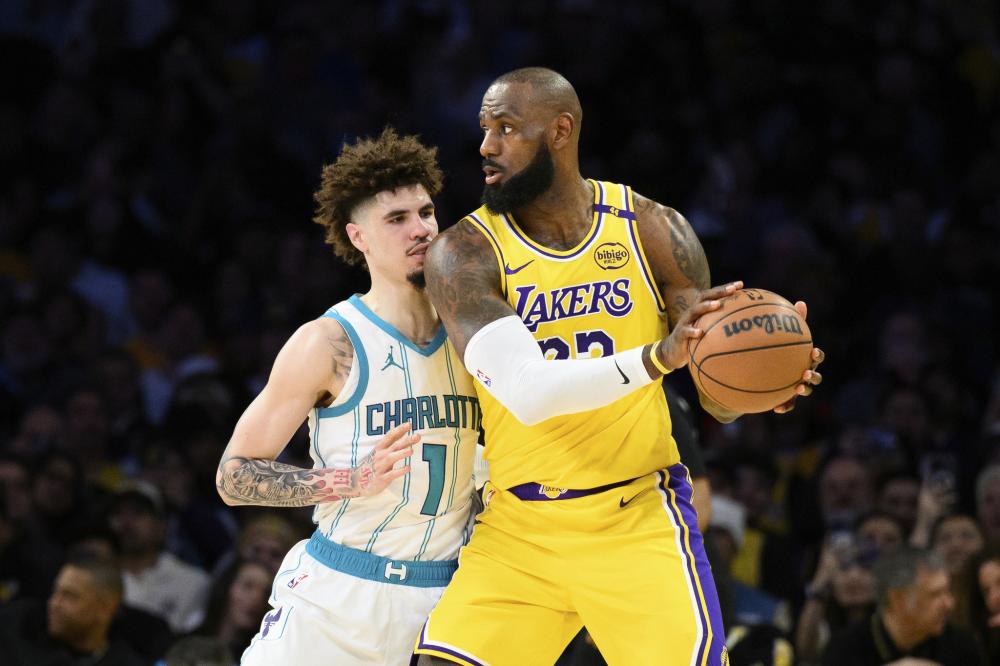 己在国际舞 己在国际舞