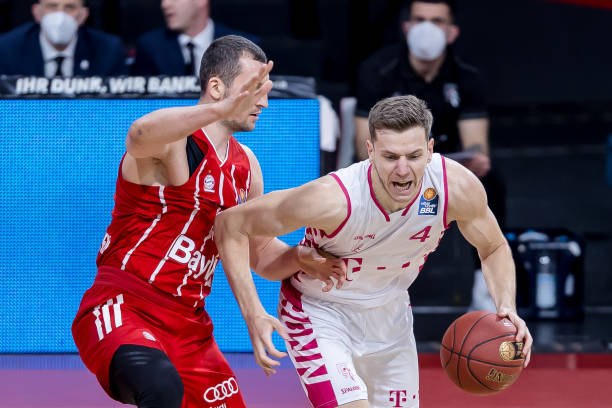 游泳队注入 游泳队注入